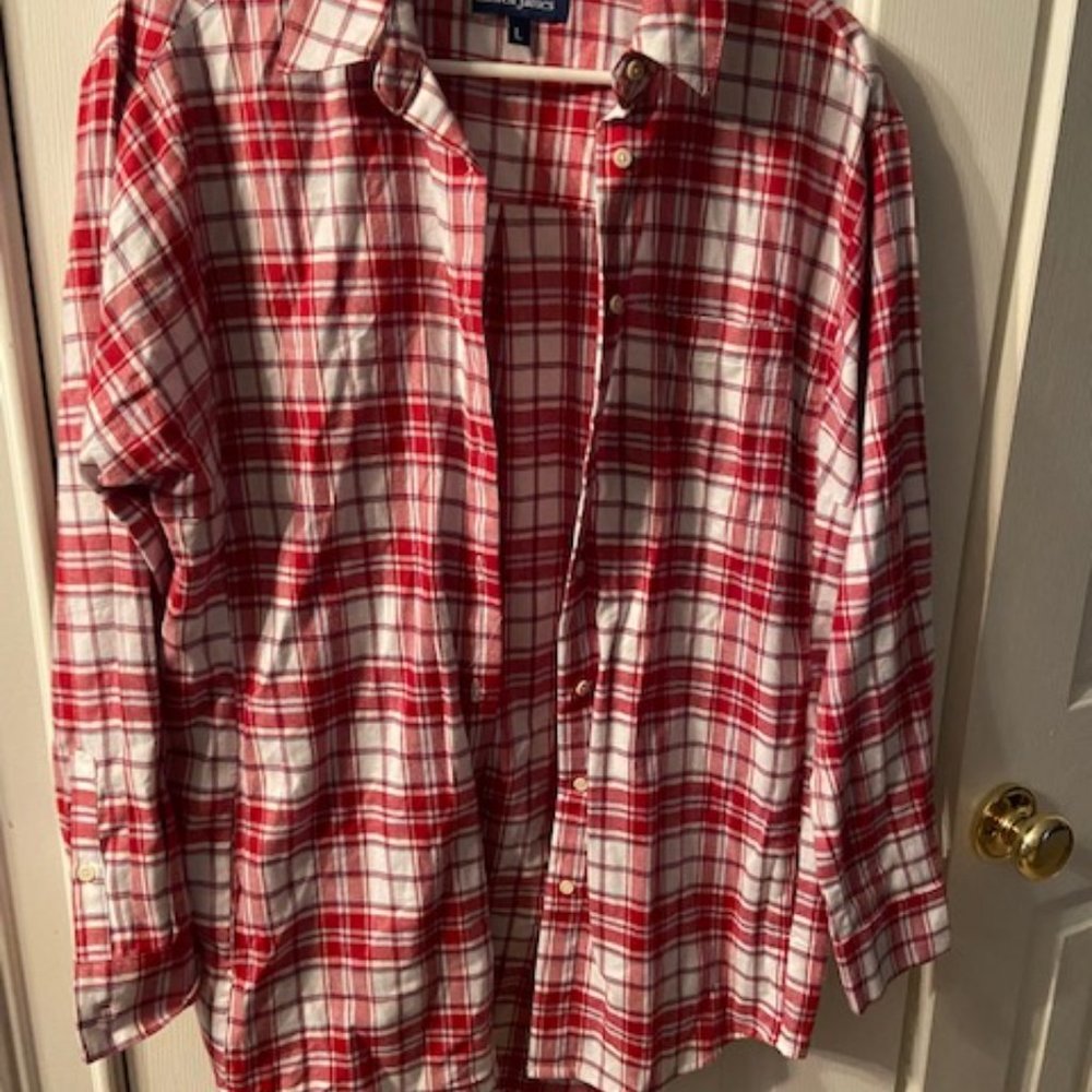 Lauren James boyfriend red plaid shirt